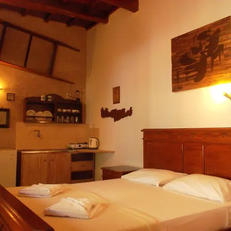 Orestis Apartment *