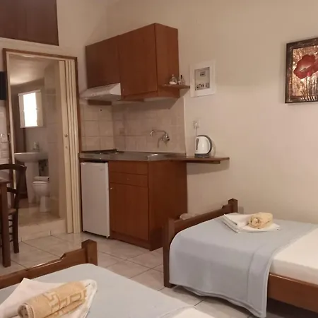 Orestis Apartment *
